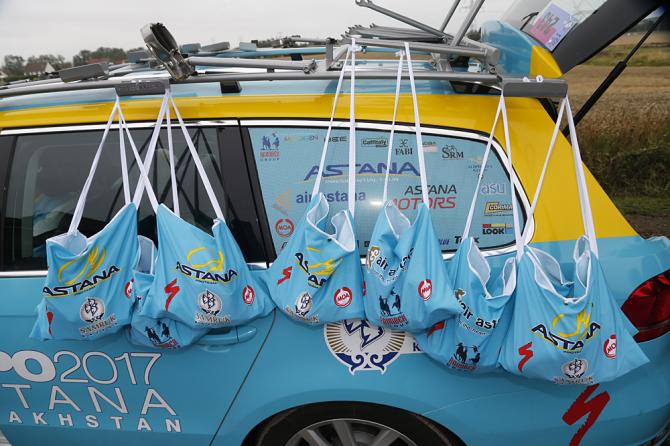 Astana Car - © Bettini Photo